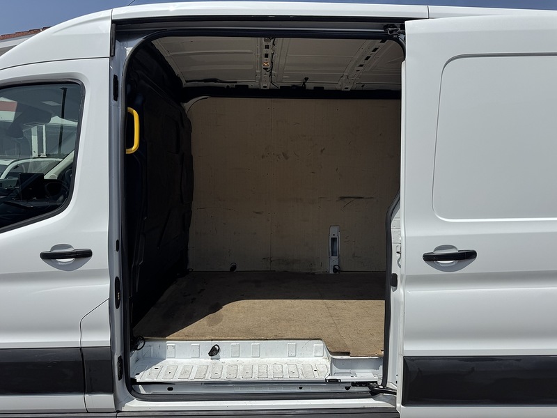 Ford Transit 2.0 350 EcoBlue Leader Panel Van 5dr Diesel Manual RWD L3 H2 Euro 6 (s/s) (130 ps) - U119404
