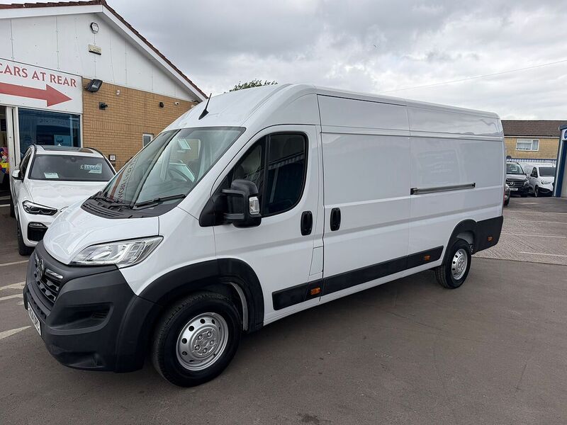 Vauxhall Movano 2.2 CDTi 3500 BiTurbo HDT Prime Panel Van 5dr Diesel Manual FWD L4 H2 Euro 6 (s/s) (140 ps) - U119405