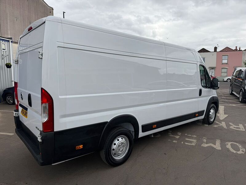 Vauxhall Movano 2.2 CDTi 3500 BiTurbo HDT Prime Panel Van 5dr Diesel Manual FWD L4 H2 Euro 6 (s/s) (140 ps) - U119405