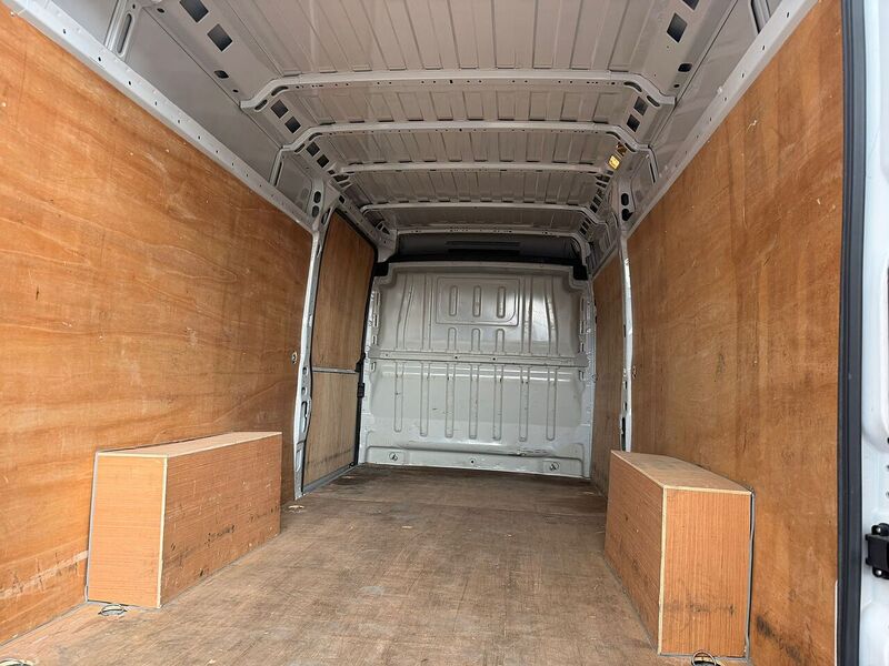 Vauxhall Movano 2.2 CDTi 3500 BiTurbo HDT Prime Panel Van 5dr Diesel Manual FWD L4 H2 Euro 6 (s/s) (140 ps) - U119405