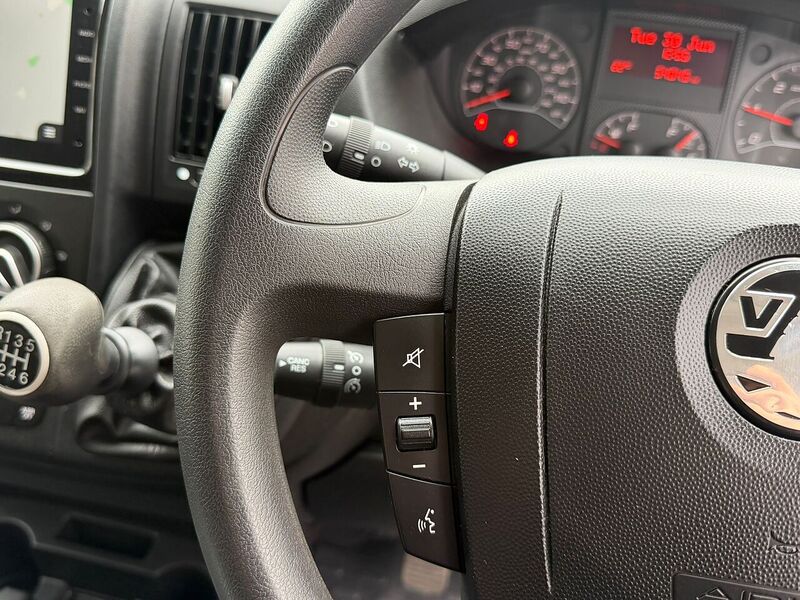 Vauxhall Movano 2.2 CDTi 3500 BiTurbo HDT Prime Panel Van 5dr Diesel Manual FWD L4 H2 Euro 6 (s/s) (140 ps) - U119405
