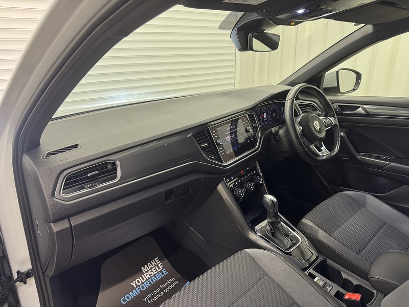 Volkswagen T-Roc 2.0 TDI EVO R-Line SUV 5dr Diesel DSG Euro 6 (s/s) (150 ps) - U119407