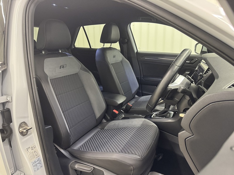 Volkswagen T-Roc 2.0 TDI EVO R-Line SUV 5dr Diesel DSG Euro 6 (s/s) (150 ps) - U119407