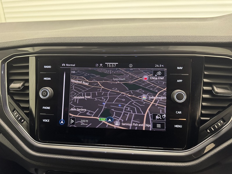 Volkswagen T-Roc 2.0 TDI EVO R-Line SUV 5dr Diesel DSG Euro 6 (s/s) (150 ps) - U119407