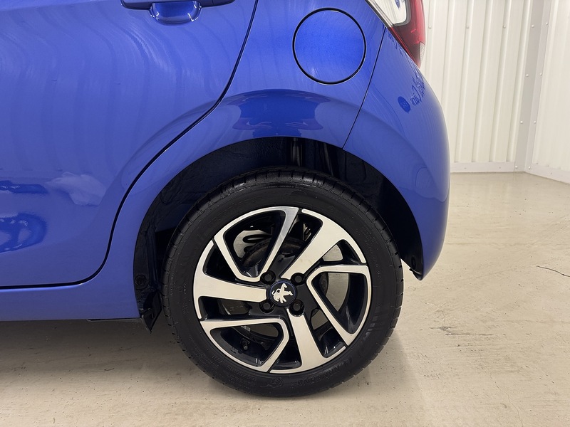 Peugeot 108 1.0 Collection Hatchback 5dr Petrol Manual Euro 6 (72 ps) - U119409