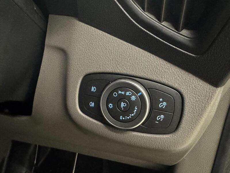 Ford Transit Connect 1.5 240 EcoBlue Limited L1 Euro 6 (s/s) 5dr - U119413