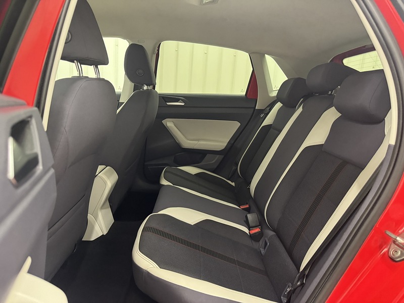 Volkswagen Polo 1.0 beats Hatchback 5dr Petrol Manual Euro 6 (s/s) (65 ps) - U119415