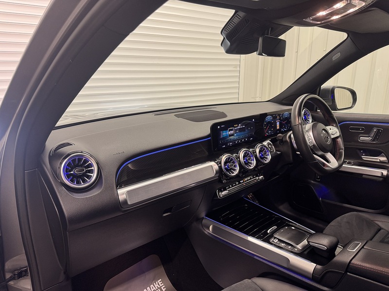 Mercedes-Benz GLB 2.0 GLB220d AMG Line (Premium Plus) SUV 5dr Diesel 8G-DCT 4MATIC Euro 6 (s/s) (190 ps) - U119422