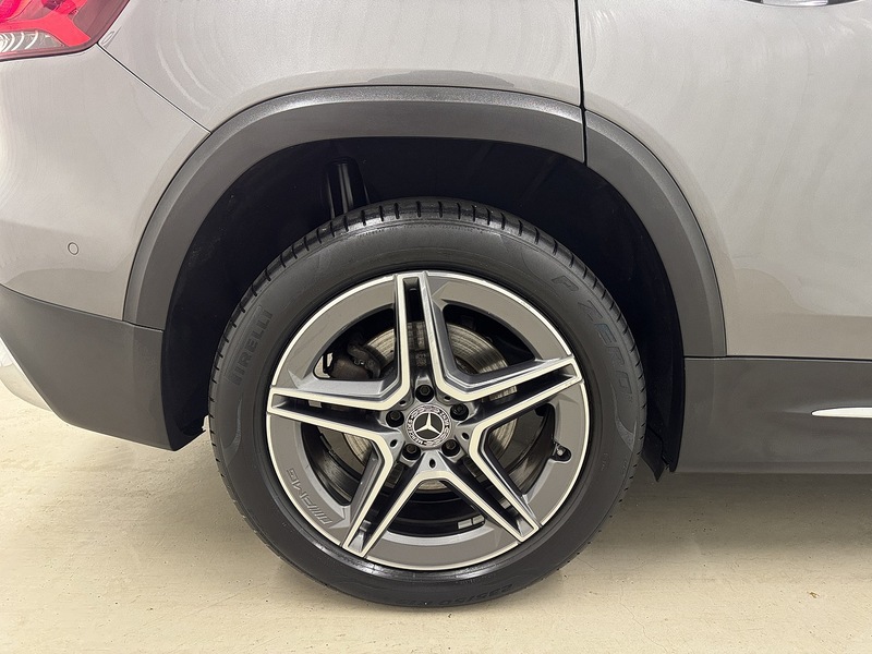 Mercedes-Benz GLB 2.0 GLB220d AMG Line (Premium Plus) SUV 5dr Diesel 8G-DCT 4MATIC Euro 6 (s/s) (190 ps) - U119422