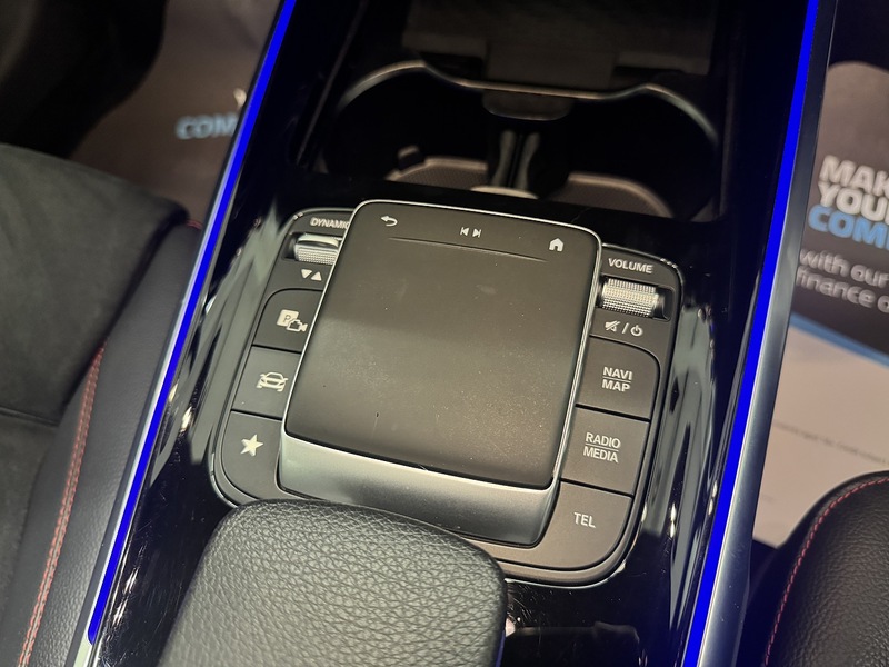 Mercedes-Benz GLB 2.0 GLB220d AMG Line (Premium Plus) 8G-DCT 4MATIC Euro 6 (s/s) 5dr - U119423