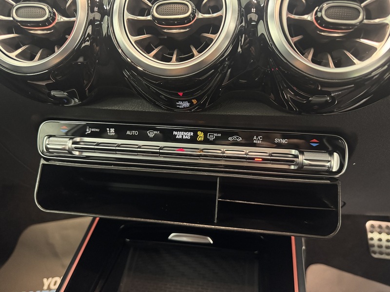 Mercedes-Benz GLB 2.0 GLB220d AMG Line (Premium Plus) 8G-DCT 4MATIC Euro 6 (s/s) 5dr - U119423