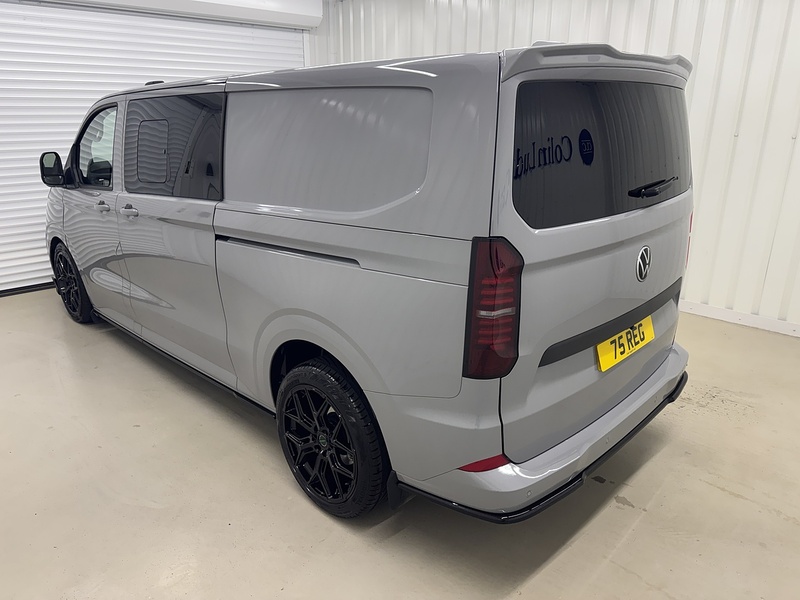 Volkswagen Transporter 2.0 TDI T32 Commerce Pro Kombi Double Cab 5dr Diesel Auto LWB Euro 6 (s/s) (150 ps) - U119426
