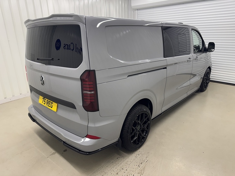 Volkswagen Transporter 2.0 TDI T32 Commerce Pro Kombi Double Cab 5dr Diesel Auto LWB Euro 6 (s/s) (150 ps) - U119426