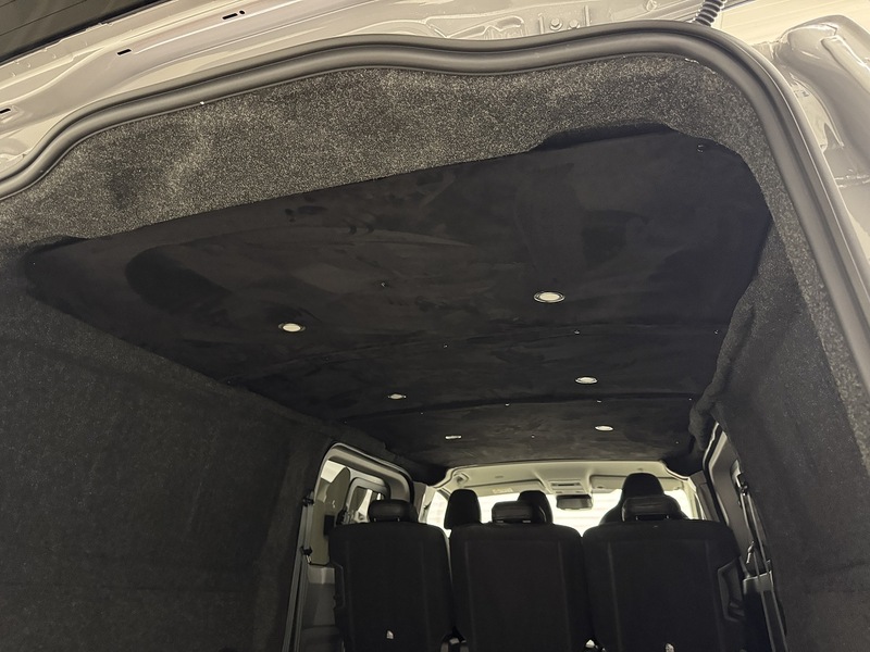 Volkswagen Transporter 2.0 TDI T32 Commerce Pro Kombi Double Cab 5dr Diesel Auto LWB Euro 6 (s/s) (150 ps) - U119426