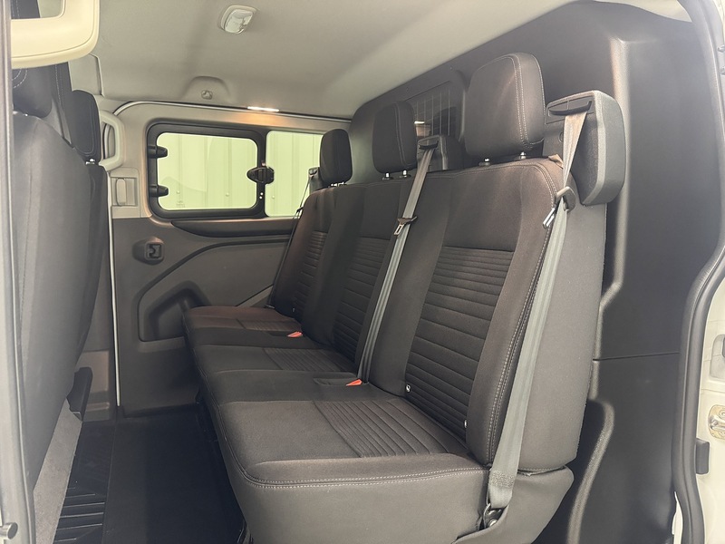 Ford Transit Custom 2.0 320 EcoBlue Limited Crew Van L2 H1 Euro 6 (s/s) 5dr (6 Seat) - U119427