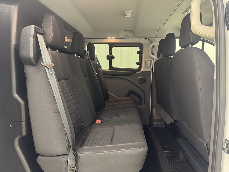 Ford Transit Custom 2.0 320 EcoBlue Limited Crew Van L2 H1 Euro 6 (s/s) 5dr (6 Seat) - U119427