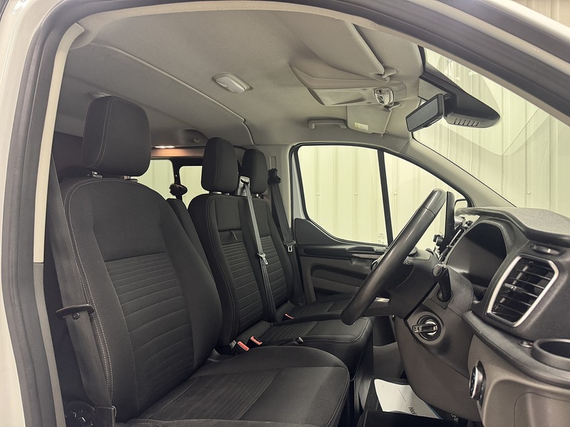 Ford Transit Custom 2.0 320 EcoBlue Limited Crew Van L2 H1 Euro 6 (s/s) 5dr (6 Seat) - U119427