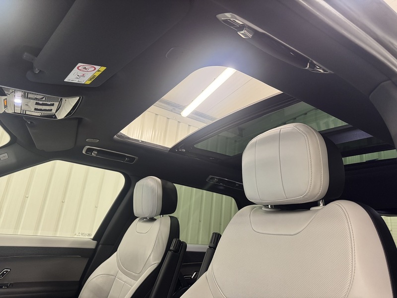 Land Rover Range Rover Sport 3.0 D300 MHEV Dynamic SE SUV 5dr Diesel Auto 4WD Euro 6 (s/s) (300 ps) - U119432