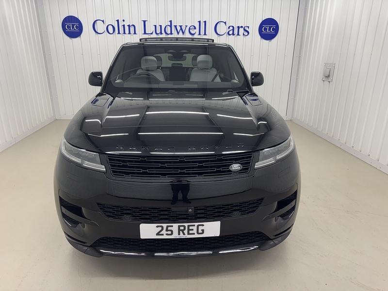 Land Rover Range Rover Sport 3.0 D300 MHEV Dynamic SE SUV 5dr Diesel Auto 4WD Euro 6 (s/s) (300 ps) - U119432
