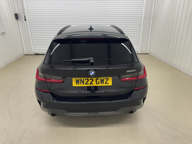 BMW 3 Series 2.0 320i M Sport Touring Auto Euro 6 (s/s) 5dr - U119435