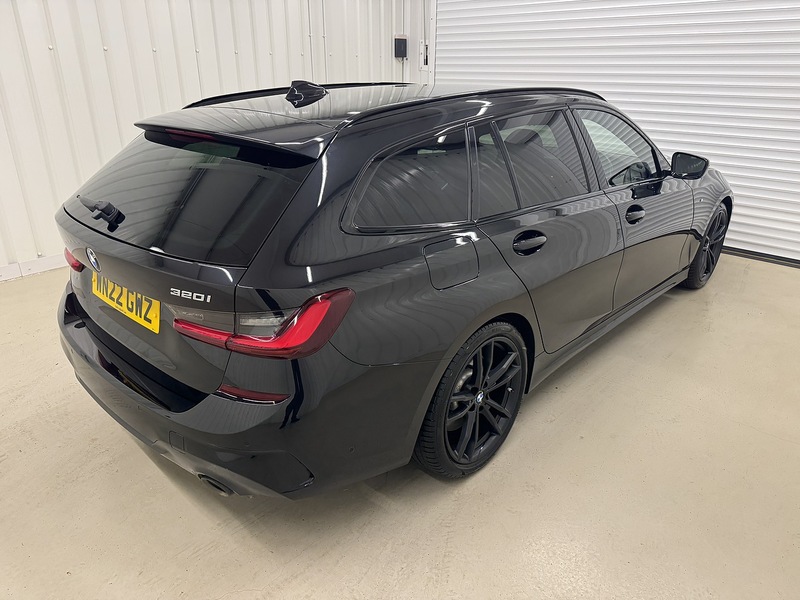 BMW 3 Series 2.0 320i M Sport Touring Auto Euro 6 (s/s) 5dr - U119435