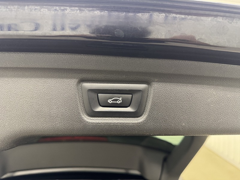 BMW 3 Series 2.0 320i M Sport Touring Auto Euro 6 (s/s) 5dr - U119435