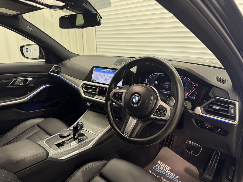 BMW 3 Series 2.0 320i M Sport Touring Auto Euro 6 (s/s) 5dr - U119435