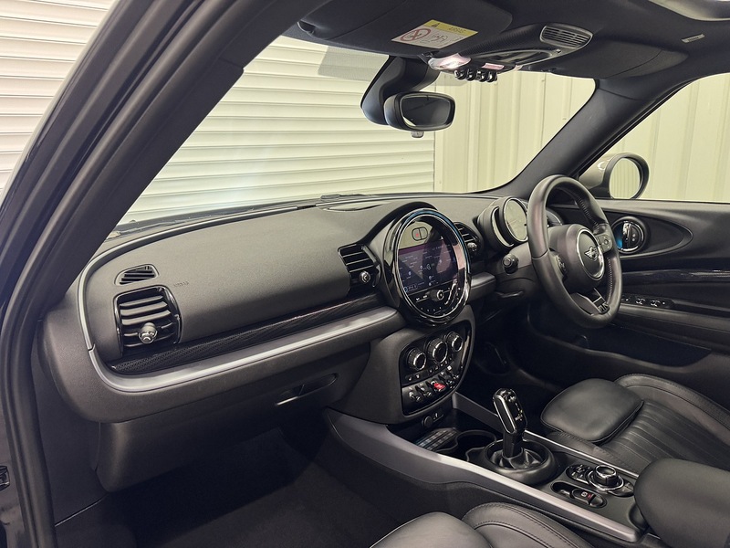 MINI Clubman 1.5 Cooper Exclusive Estate 6dr Petrol Steptronic Euro 6 (s/s) (136 ps) - U119439