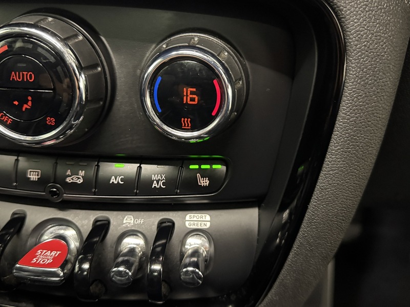 MINI Clubman 1.5 Cooper Exclusive Estate 6dr Petrol Steptronic Euro 6 (s/s) (136 ps) - U119439