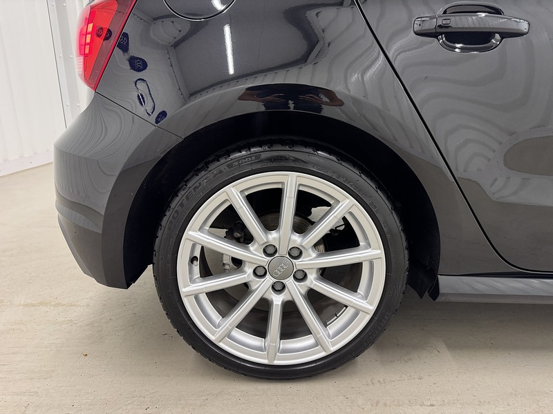 Audi A1 1.4 TFSI S line Sportback 5dr Petrol S Tronic Euro 6 (s/s) (Nav) (125 ps) - U119445