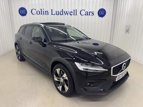 Volvo V60 Cross Country V60 Momentum Plus Estate 1 Automatic Petrol