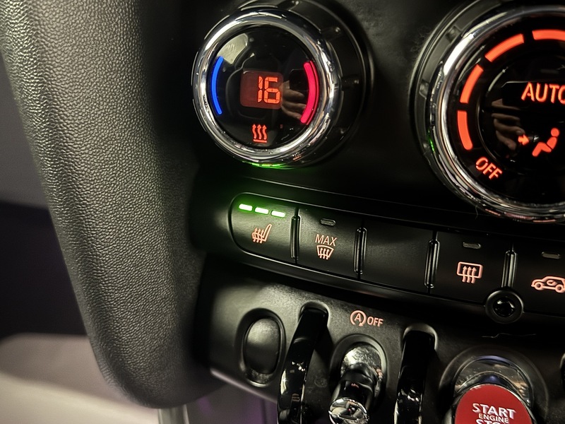 MINI Hatch 1.5 Cooper Sport Hatchback 3dr Petrol Manual Euro 6 (s/s) (136 ps) - U119454
