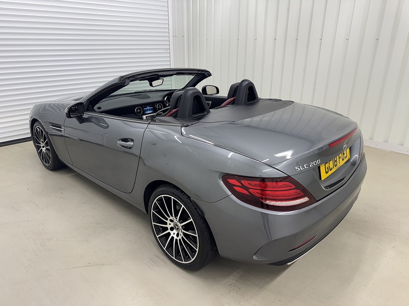 Mercedes-Benz SLC 2.0 SLC200 GPF AMG Line Convertible 2dr Petrol G-Tronic Euro 6 (s/s) (184 ps) - U119459