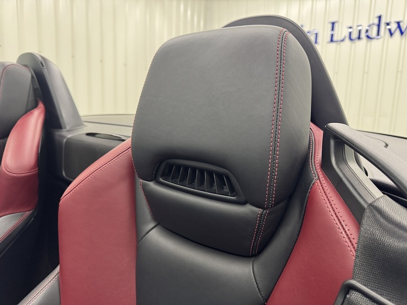 Mercedes-Benz SLC 2.0 SLC200 GPF AMG Line Convertible 2dr Petrol G-Tronic Euro 6 (s/s) (184 ps) - U119459