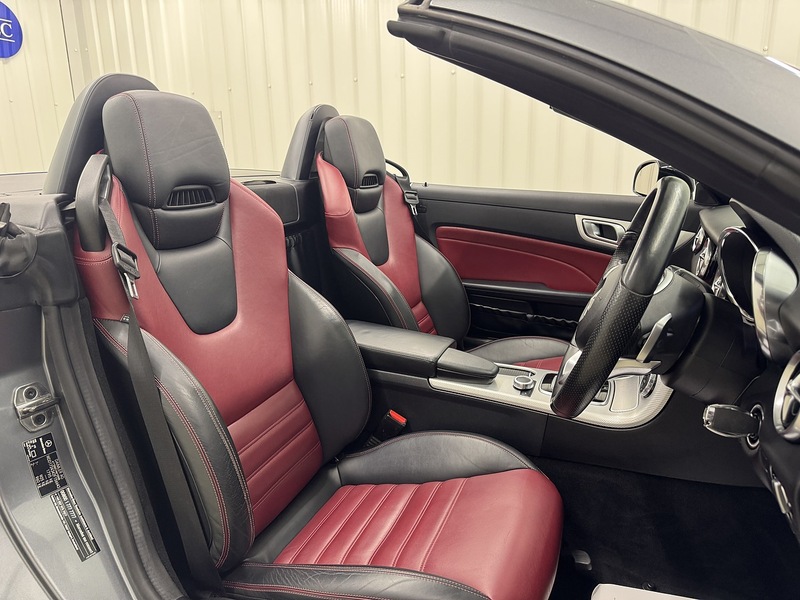 Mercedes-Benz SLC 2.0 SLC200 GPF AMG Line Convertible 2dr Petrol G-Tronic Euro 6 (s/s) (184 ps) - U119459