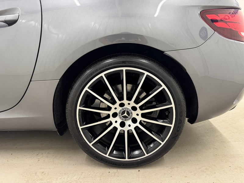 Mercedes-Benz SLC 2.0 SLC200 GPF AMG Line Convertible 2dr Petrol G-Tronic Euro 6 (s/s) (184 ps) - U119459