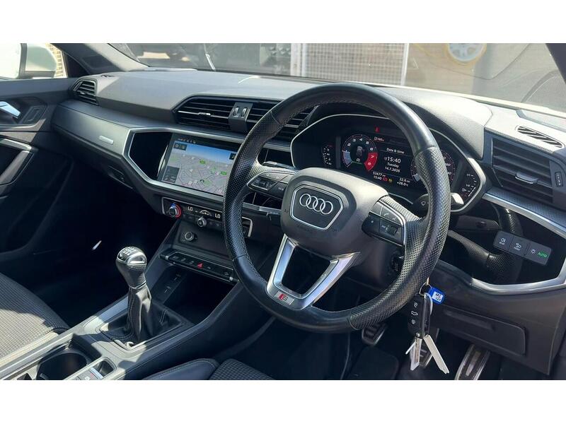 Audi Q3 1.5 TFSI CoD 35 S line Sportback 5dr Petrol Manual Euro 6 (s/s) (150 ps) - U119461