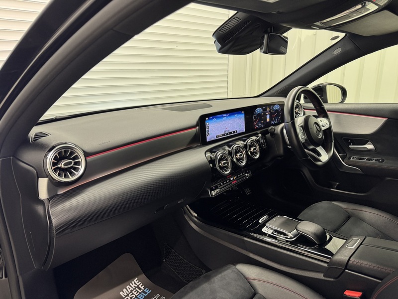 Mercedes-Benz A Class 1.3 A200 AMG Line (Premium) 7G-DCT Euro 6 (s/s) 5dr - U119462