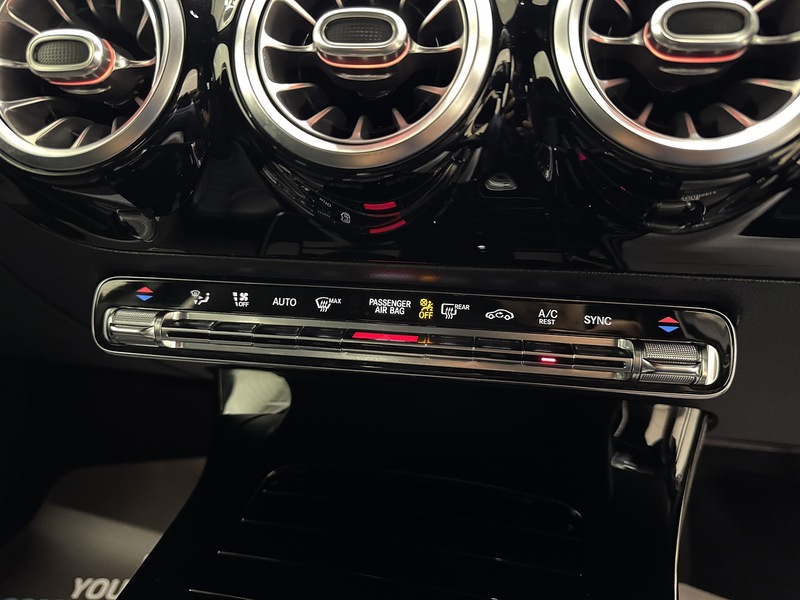 Mercedes-Benz A Class 1.3 A200 AMG Line (Premium) 7G-DCT Euro 6 (s/s) 5dr - U119462