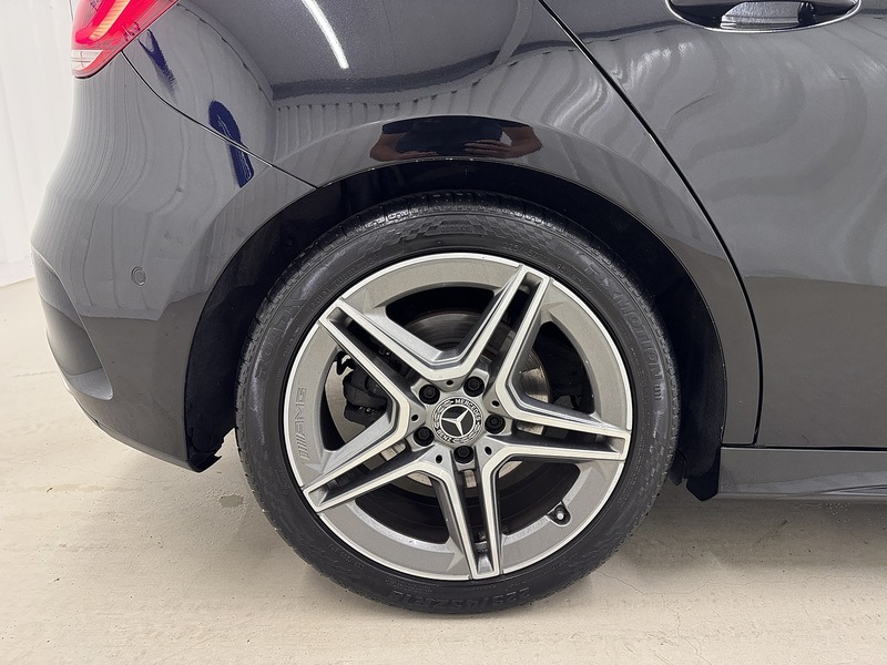 Mercedes-Benz A Class 1.3 A200 AMG Line (Premium) 7G-DCT Euro 6 (s/s) 5dr - U119462