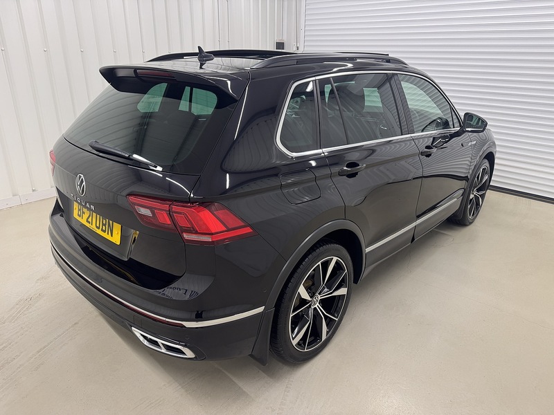 Volkswagen Tiguan 1.5 TSI R-Line SUV 5dr Petrol DSG Euro 6 (s/s) (150 ps) - U119464