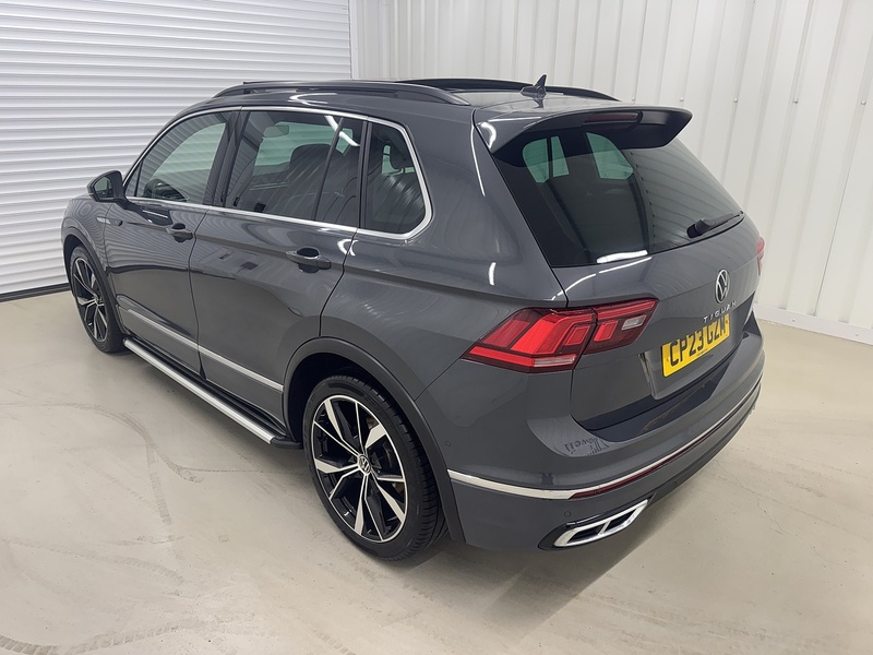 Volkswagen Tiguan 1.5 TSI R-Line SUV 5dr Petrol DSG Euro 6 (s/s) (150 ps) - U119466