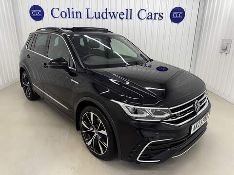 Volkswagen Tiguan Tiguan R-Line SUV 1 Automatic Petrol
