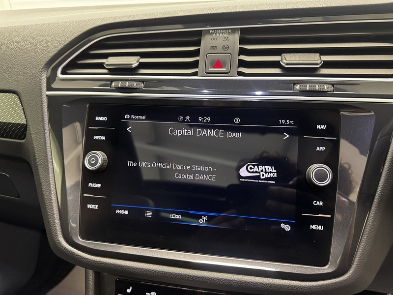 Volkswagen Tiguan 1.5 TSI R-Line DSG Euro 6 (s/s) 5dr - U119468