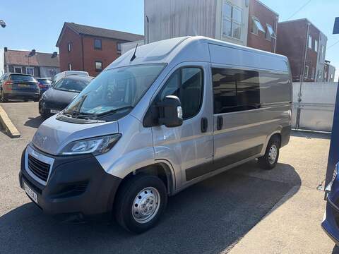 Peugeot Boxer Transporter Highline Panel Van 1 Manual Diesel