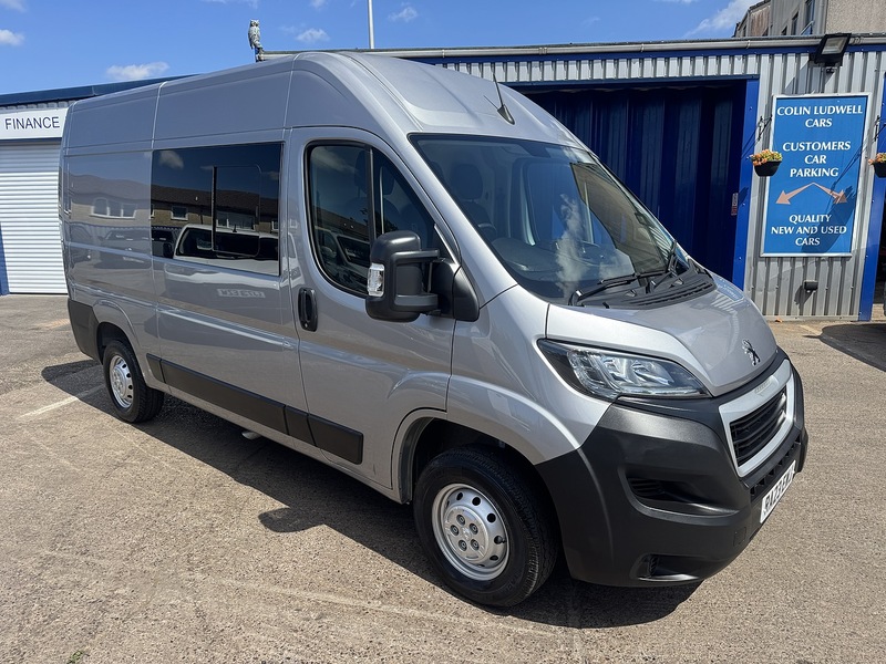Peugeot Boxer 2.2 BlueHDi 335 Professional Premium + L2 H2 Euro 6 (s/s) 5dr - U119471