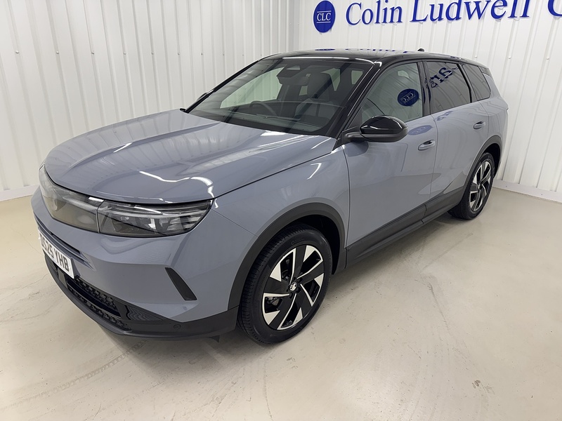 Vauxhall Grandland 1.2 GS SUV 5dr Petrol Hybrid e-DCT Euro 6 (s/s) (136 ps) - U119472