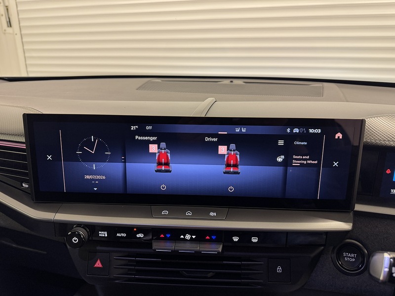 Vauxhall Grandland 1.2 GS SUV 5dr Petrol Hybrid e-DCT Euro 6 (s/s) (136 ps) - U119472