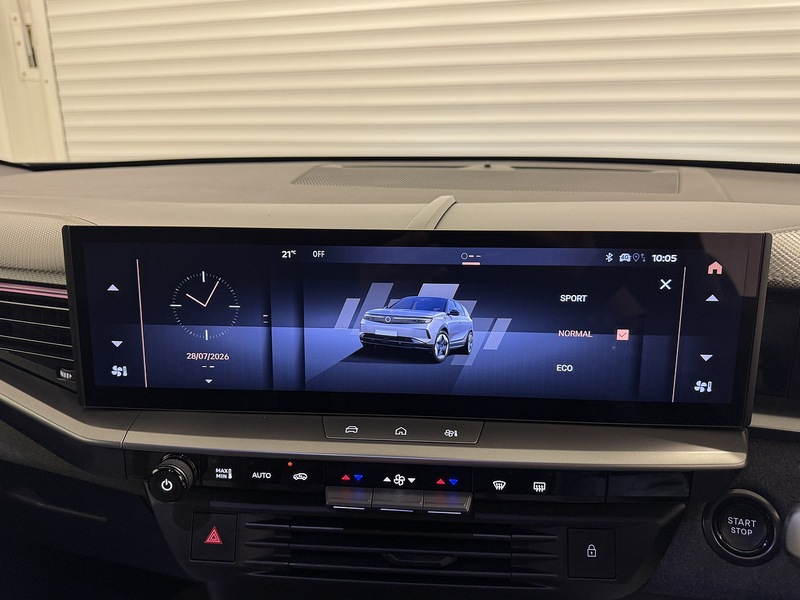 Vauxhall Grandland 1.2 GS SUV 5dr Petrol Hybrid e-DCT Euro 6 (s/s) (136 ps) - U119472