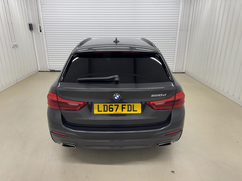BMW 5 Series 2.0 520d M Sport Touring Auto Euro 6 (s/s) 5dr - U119481